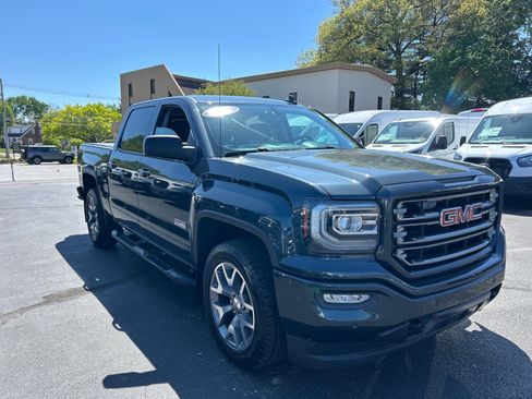 Used 2017 GMC Sierra 1500 SLT AWD/4WD image 3