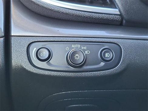 Used 2017 Buick Encore Premium w/ Experience Buick Package image 28