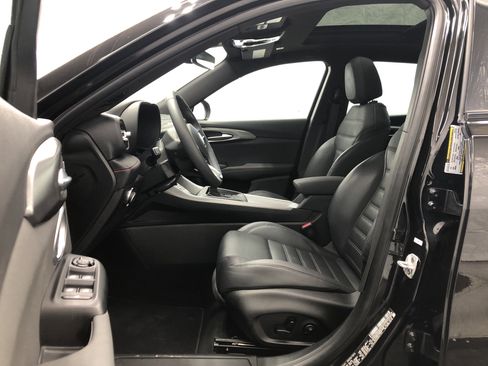 Certified 2024 Dodge Hornet GT image 14