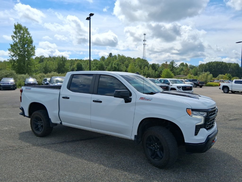 Used 2023 Chevrolet Silverado 1500 LT Trail Boss AWD/4WD image 9