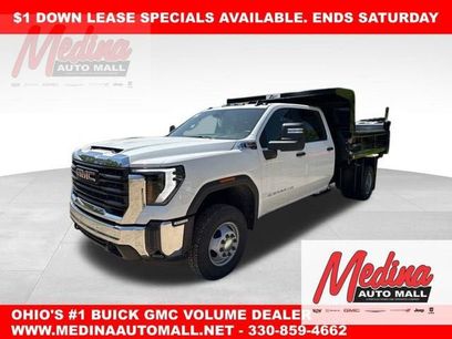 New 2026 GMC Sierra 3500 Pro w/ Convenience Package