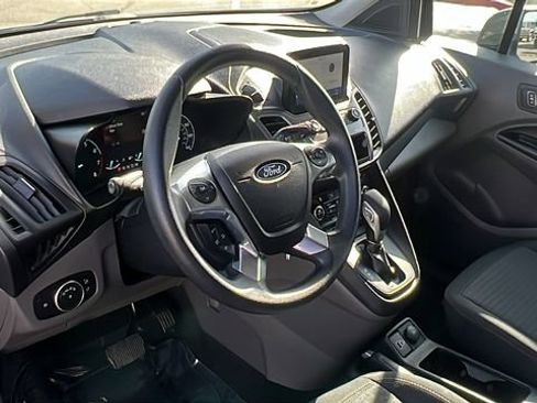 Used 2022 Ford Transit Connect XLT image 16