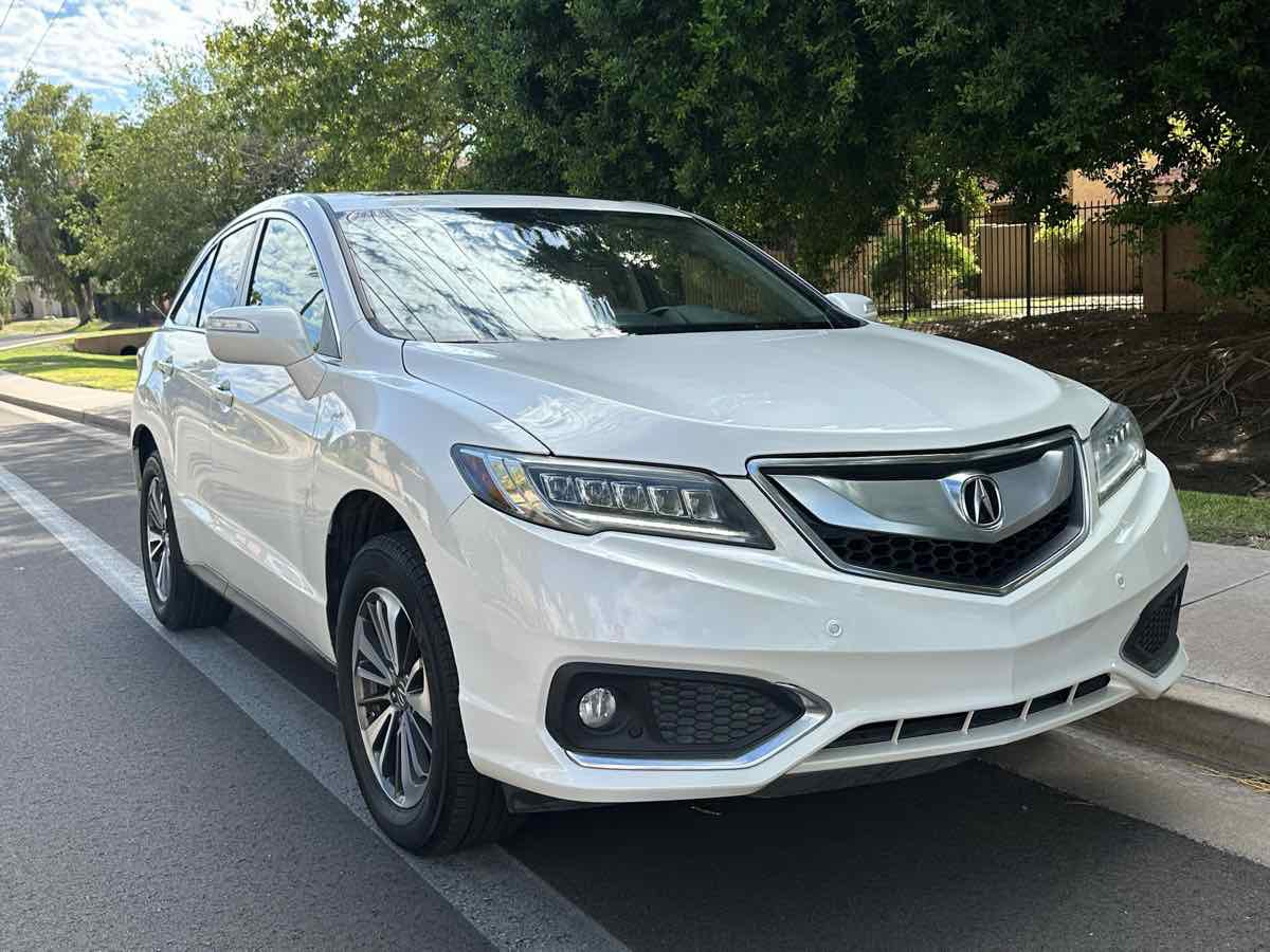 Used 2017 Acura RDX w/ Advance Package FWD image 2