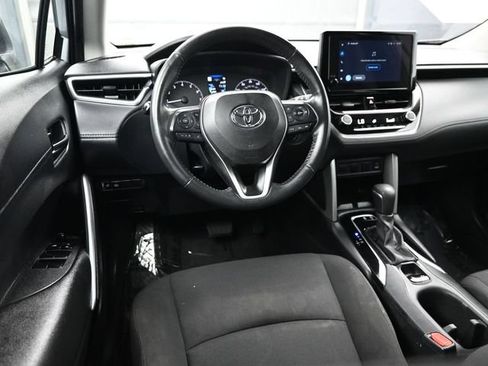 Used 2024 Toyota Corolla Cross LE FWD image 16