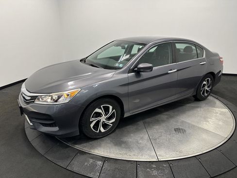 Used 2016 Honda Accord LX image 3