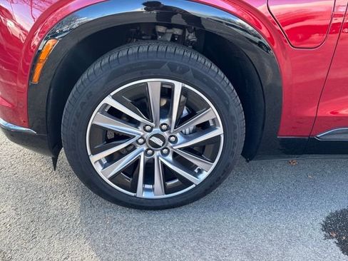 Used 2026 Cadillac Vistiq Sport w/ LPO, Floor Liner Package image 29