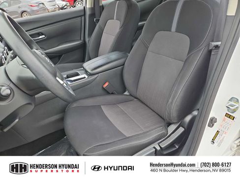 Used 2024 Nissan Sentra SV FWD image 16