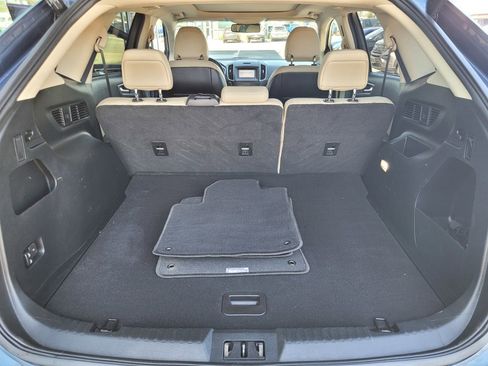 Used 2019 Ford Edge SEL w/ Equipment Group 201A image 29