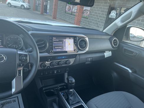 Used 2023 Toyota Tacoma SR5 image 33