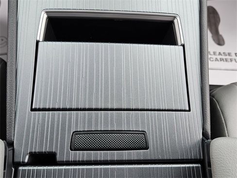 New 2026 Toyota Sienna XLE image 19