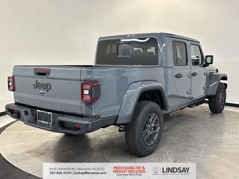 New 2026 Jeep Gladiator Sport image 9