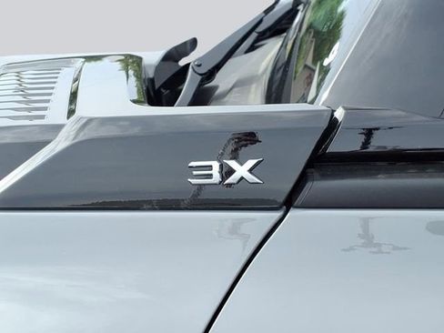 New 2025 GMC Hummer EV 3X image 9