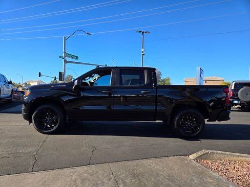 Certified 2023 Chevrolet Silverado 1500 Custom image 3