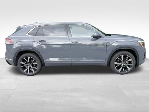 New 2026 Volkswagen Atlas Cross Sport SEL Premium R-Line image 6