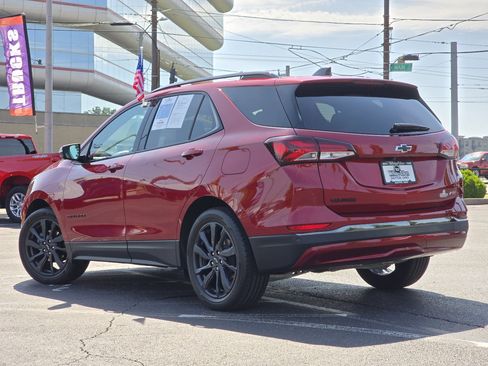 Certified 2023 Chevrolet Equinox RS w/ RS Leather Package FWD image 22