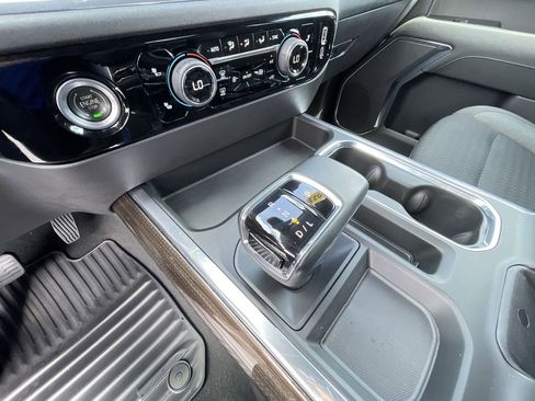 Certified 2023 Chevrolet Silverado 1500 RST AWD/4WD image 16