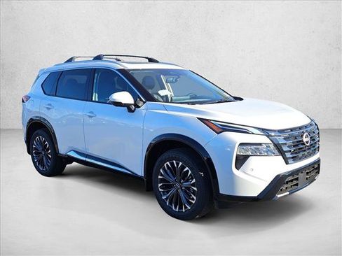 New 2026 Nissan Rogue Platinum image 7