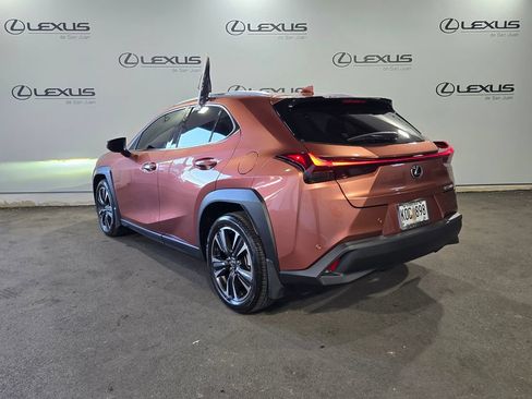 Used 2025 Lexus UX 300h FWD image 8