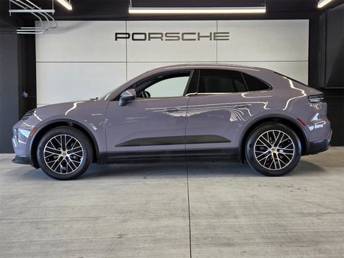 Used 2025 Porsche Macan Electric image 2