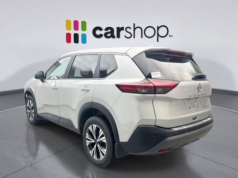 Used 2023 Nissan Rogue SV AWD/4WD image 3