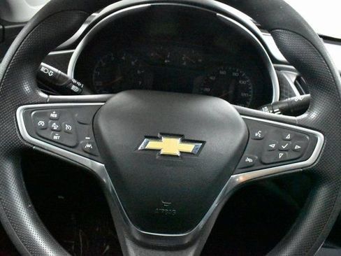 Used 2023 Chevrolet Malibu LT image 18