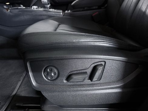 Used 2018 Audi Q5 2.0T Premium Plus w/ Premium Plus Package image 19