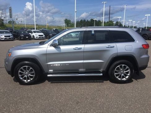 Used 2016 Jeep Grand Cherokee Limited w/ Trailer Tow Group IV AWD/4WD image 5