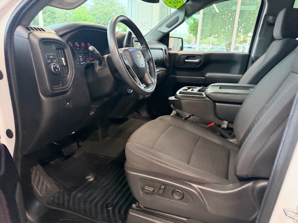 Used 2024 Chevrolet Silverado 1500 Custom RWD image 12