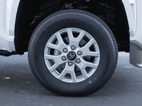 New 2026 Toyota Tacoma SR5 image 5