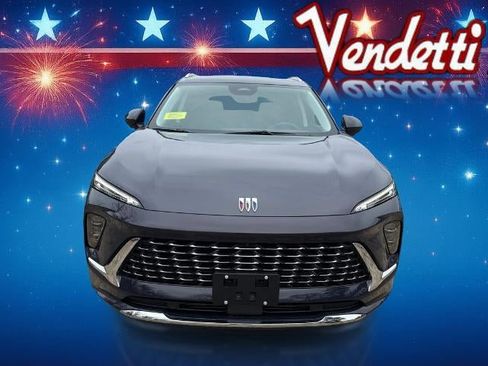 New 2026 Buick Envision Avenir image 2