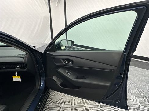 New 2025 Honda Accord EX-L image 16