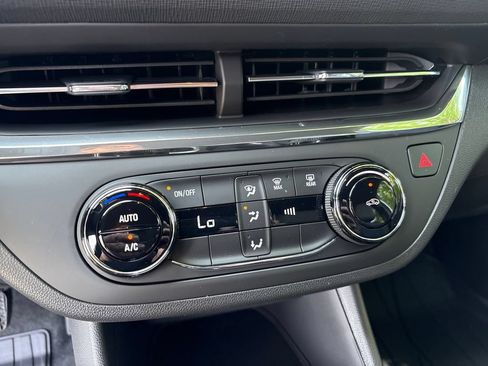 New 2026 Buick Envista Preferred w/ Convenience I Package FWD image 18