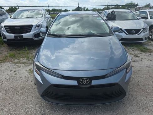 Used 2024 Toyota Corolla LE image 6