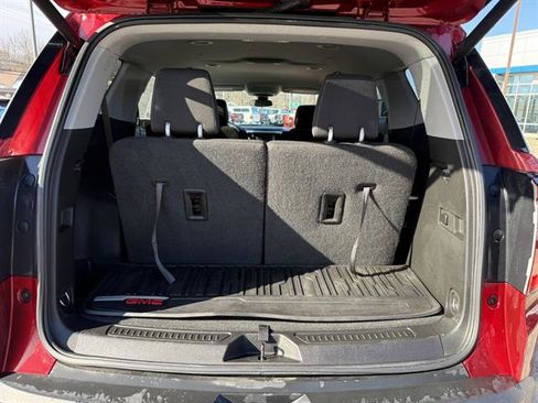 Used 2023 GMC Acadia SLE w/ Driver Convenience Package image 25