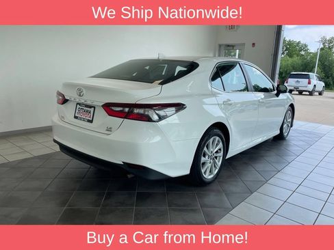 Used 2022 Toyota Camry LE AWD/4WD image 5