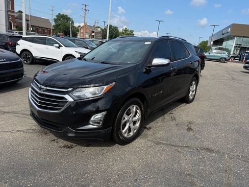 Used 2021 Chevrolet Equinox Premier AWD/4WD image 3