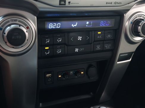 Used 2019 Toyota 4Runner Limited AWD/4WD image 22