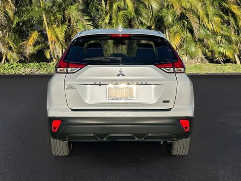 Used 2023 Mitsubishi Eclipse Cross LE image 6
