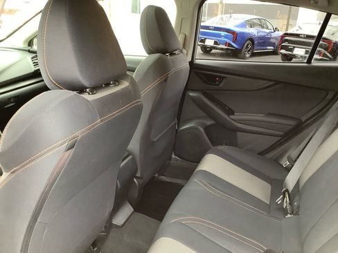 Used 2019 Subaru Crosstrek 2.0i Premium image 19