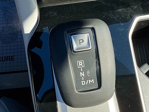 New 2026 Mitsubishi Outlander SE FWD image 17