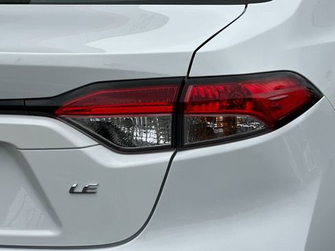 Used 2023 Toyota Corolla LE FWD image 22