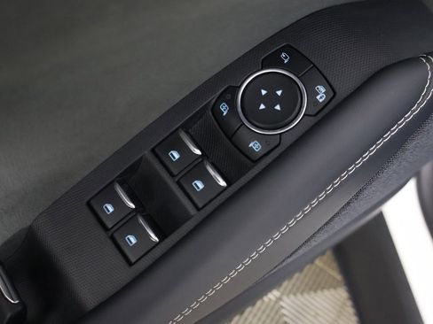 Used 2025 Ford Mustang Mach-E GT image 36