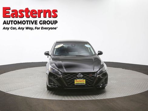 Used 2024 Nissan Altima 2.5 SR w/ SR Premium Package image 52