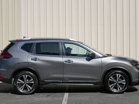 Used 2018 Nissan Rogue SL AWD/4WD image 52