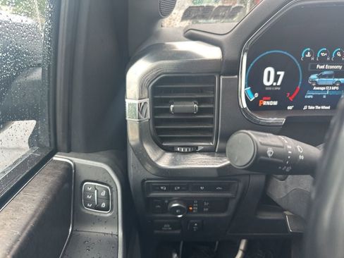 Used 2021 Ford F150 Lariat AWD/4WD image 20
