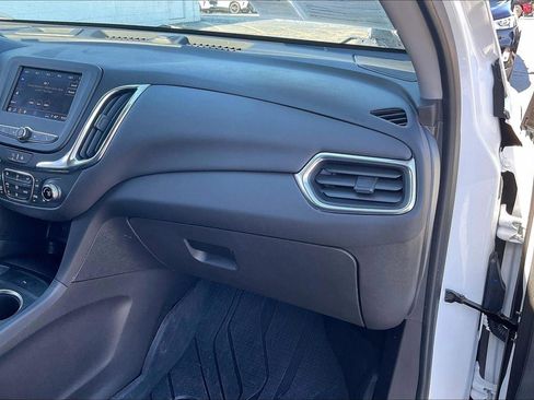 Used 2024 Chevrolet Equinox LT w/ LPO, Floor Liner Package image 17