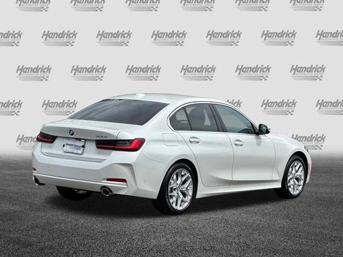 Used 2025 BMW 330i Sedan w/ Premium Package image 5