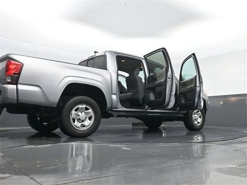 Used 2021 Toyota Tacoma SR image 29