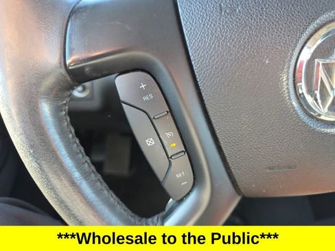 Used 2011 Buick Enclave CXL image 25