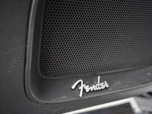 Used 2023 Nissan Titan Platinum Reserve w/ Moonroof Package image 9